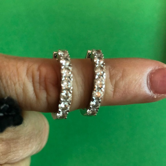 Diamond earrings - Picture 5 of 5